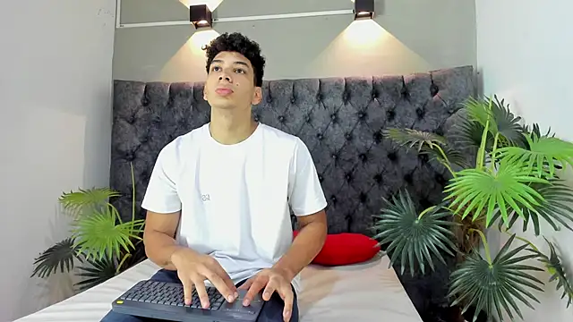 ALAN REDINGER online show from October 23, 2025, 12:59 pm