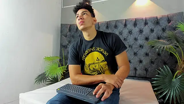 ALAN REDINGER online show from November 24, 2025, 1:11 pm