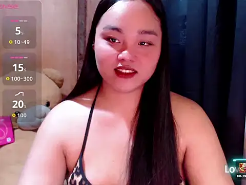 Snapshot of _Lylia chatting on July 13, 2026, 7:11 am Lylia online show from July 13, 2026, 7:11 am