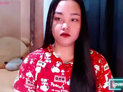 Snapshot of _Lylia chatting on July 19, 2026, 4:27 am Lylia online show from July 19, 2026, 4:27 am