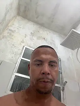 Snapshot of Didio_ofc chatting on April 2, 2026, 3:37 am Didio ofc online show from April 2, 2026, 3:37 am