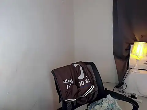 Filipina milker online show from October 19, 2025, 2:40 pm