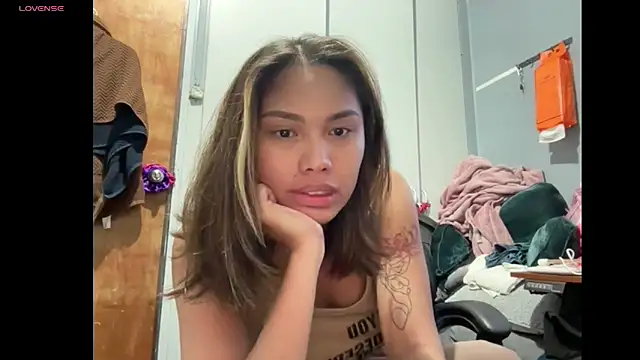 Snapshot of Griselda_beatriz3 chatting on May 6, 2026, 1:16 pm Griselda beatriz3 online show from May 6, 2026, 1:16 pm