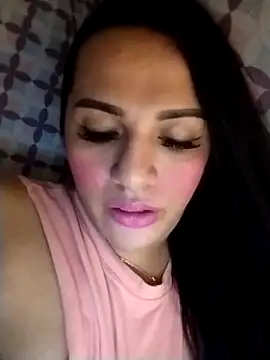 enoria1992 online show from October 18, 2025, 7:31 am