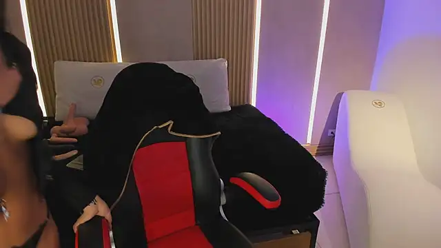 Snapshot of liah_cleir chatting on November 13, 2025, 6:18 pm liah cleir online show from November 13, 2025, 6:18 pm