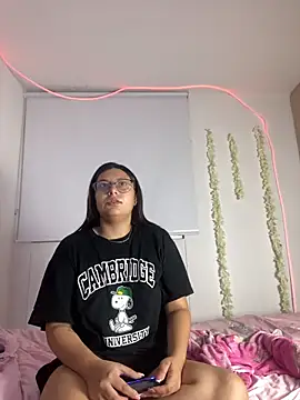 Velma star online show from April 2, 2026, 7:06 am