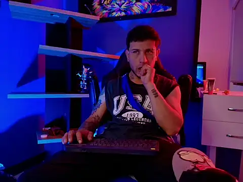 Thonixxx mr online show from March 17, 2026, 3:55 am