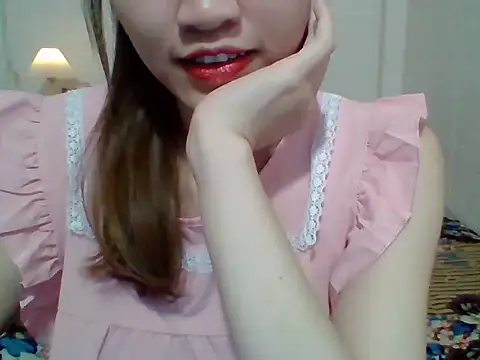 Snapshot of __Donna__ chatting on September 26, 2025, 2:43 pm   Donna   online show from September 26, 2025, 2:43 pm