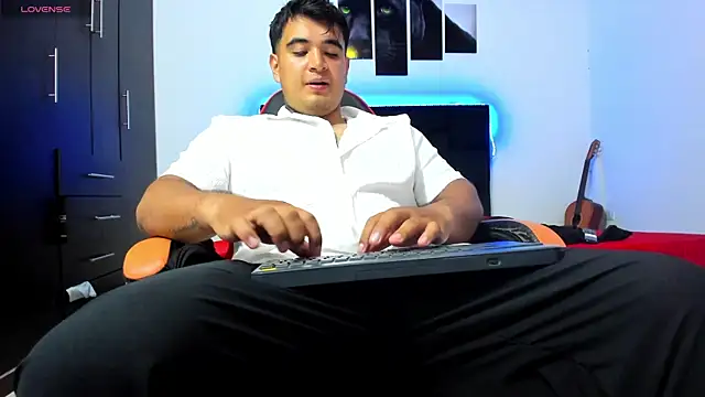 Snapshot of thiago__cp01 chatting on May 7, 2026, 2:28 am thiago cp01 online show from May 7, 2026, 2:28 am