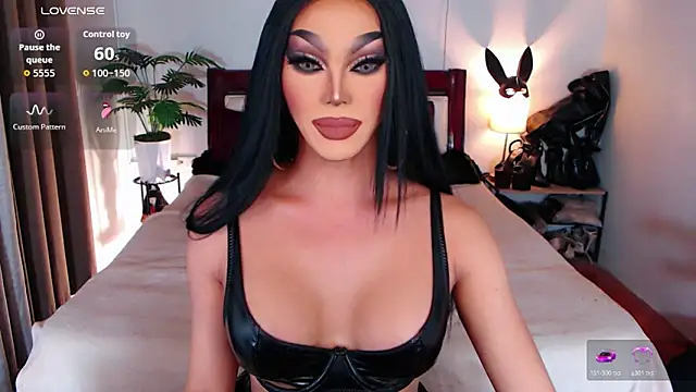 xQueenElektrax online show from February 21, 2026, 5:30 am