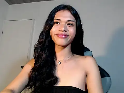 Snapshot of urcurlydiva chatting on November 2, 2025, 1:57 pm urcurlydiva online show from November 2, 2025, 1:57 pm