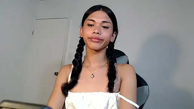 Snapshot of urcurlydiva chatting on November 3, 2025, 5:31 am urcurlydiva online show from November 3, 2025, 5:31 am