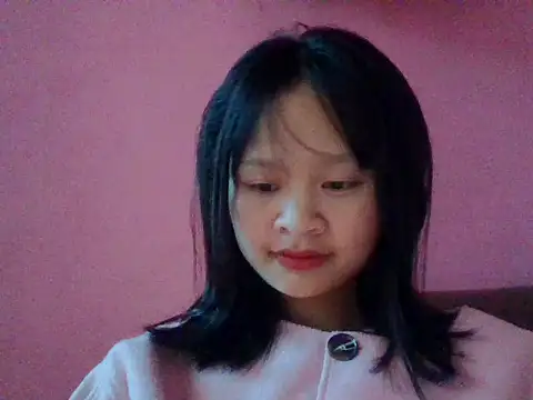 Snapshot of Daisy018 chatting on September 14, 2025, 8:46 am Daisy018 online show from September 14, 2025, 8:46 am