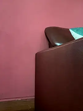 Snapshot of Daisy018 chatting on September 18, 2025, 2:13 am Daisy018 online show from September 18, 2025, 2:13 am