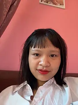 Snapshot of Daisy018 chatting on September 22, 2025, 7:54 am Daisy018 online show from September 22, 2025, 7:54 am