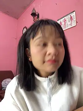 Snapshot of Daisy018 chatting on September 27, 2025, 4:06 am Daisy018 online show from September 27, 2025, 4:06 am