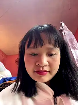 Snapshot of Daisy018 chatting on October 1, 2025, 9:04 am Daisy018 online show from October 1, 2025, 9:04 am