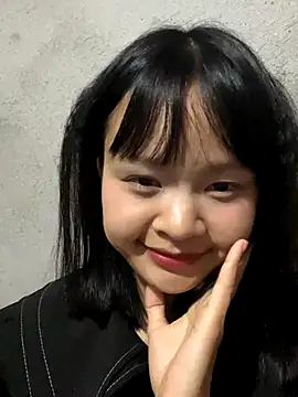 Snapshot of Daisy018 chatting on October 6, 2025, 1:08 pm Daisy018 online show from October 6, 2025, 1:08 pm