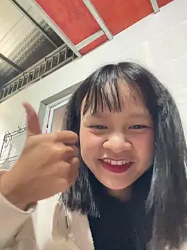 Snapshot of Daisy018 chatting on October 7, 2025, 6:21 am Daisy018 online show from October 7, 2025, 6:21 am