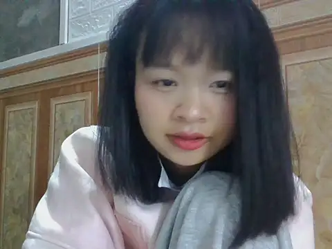 Snapshot of Daisy018 chatting on October 8, 2025, 1:58 am Daisy018 online show from October 8, 2025, 1:58 am