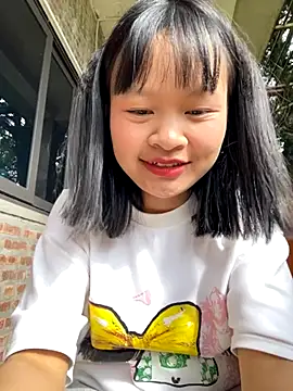 Snapshot of Daisy018 chatting on October 17, 2025, 1:53 am Daisy018 online show from October 17, 2025, 1:53 am