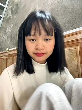 Snapshot of Daisy018 chatting on October 25, 2025, 5:15 am Daisy018 online show from October 25, 2025, 5:15 am