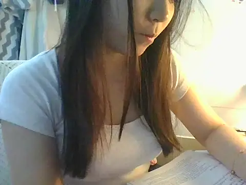 Linzly online show from March 2, 2026, 2:25 am