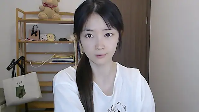 Mimi-cnbaby online show from May 4, 2026, 1:18 pm