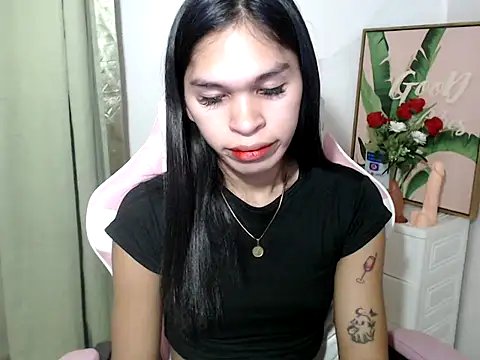 sexloverxxz online show from September 27, 2025, 9:03 am