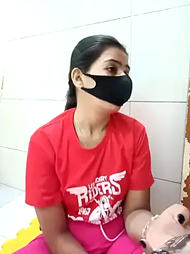 Hot Jaanvi  online show from November 13, 2025, 4:33 am