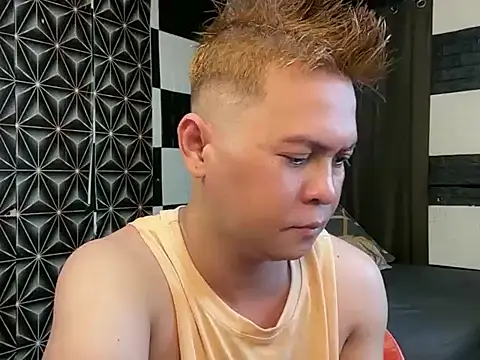 AsianHotBODYY online show from May 4, 2026, 4:19 am