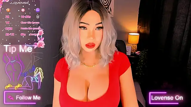 TriciaCumLoader online show from September 18, 2025, 9:28 pm