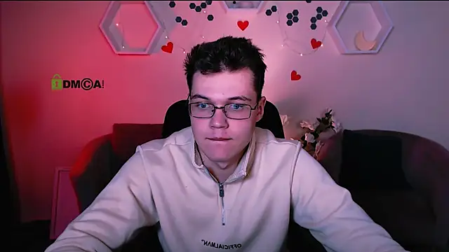 lucas long  online show from October 7, 2025, 7:11 pm