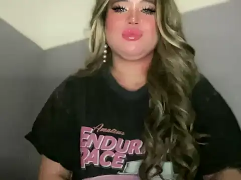 Naughtyrosecum online show from September 23, 2025, 6:55 pm