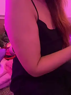 Miss June666 online show from April 14, 2026, 12:33 pm