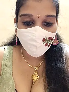 amelia-rani online show from December 13, 2025, 8:14 pm