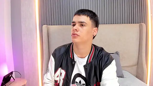 BenitoSaenz online show from February 20, 2026, 12:49 pm