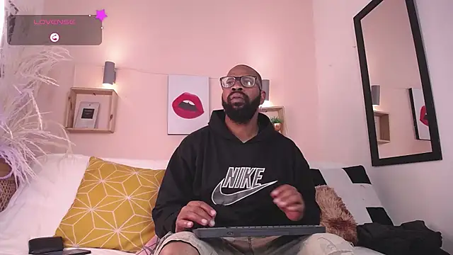 King Malik online show from September 12, 2025, 1:00 pm