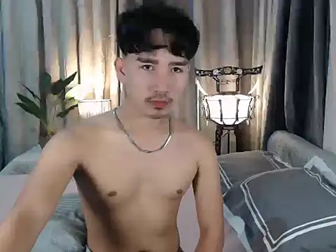 cute richard24 online show from September 28, 2025, 5:24 am