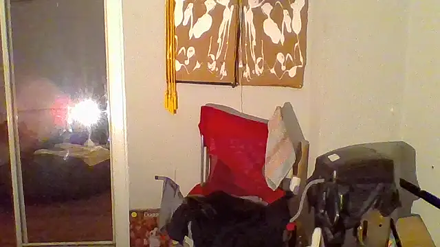 Snapshot of JezOne555 chatting on December 5, 2025, 12:58 pm JezOne555 online show from December 5, 2025, 12:58 pm