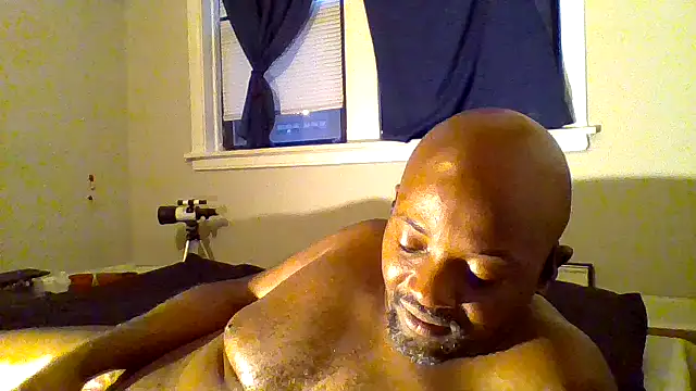 Snapshot of JezOne555 chatting on March 23, 2026, 12:14 am JezOne555 online show from March 23, 2026, 12:14 am