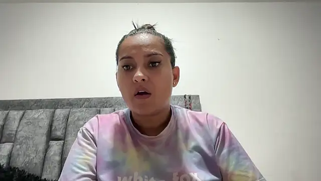 Sophia copper online show from October 3, 2025, 3:47 am