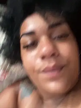 morenaluaa online show from October 14, 2025, 10:16 am