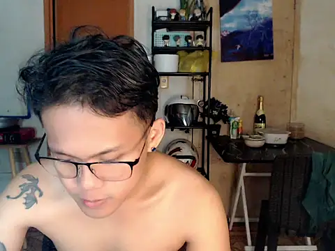 twink asianbunny online show from February 10, 2026, 1:37 pm