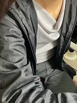 Mina048 online show from December 15, 2025, 3:05 pm