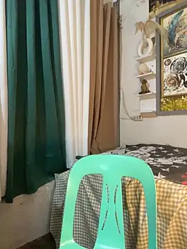 xshyboyx online show from June 15, 2026, 11:56 am