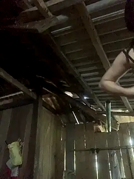 ThiHa003 online show from October 28, 2025, 1:09 am