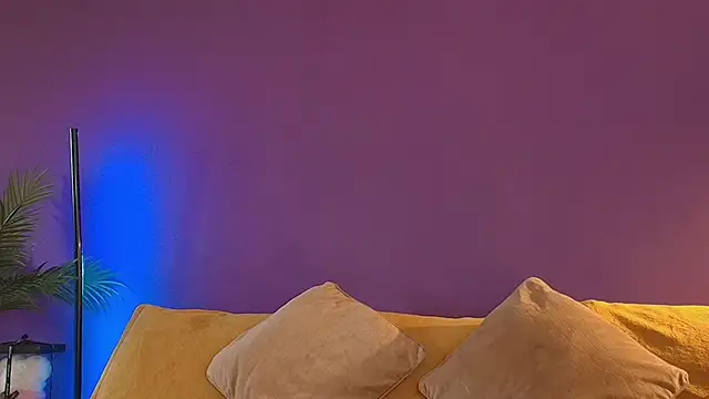 AnyaKim online show from September 25, 2025, 8:07 am