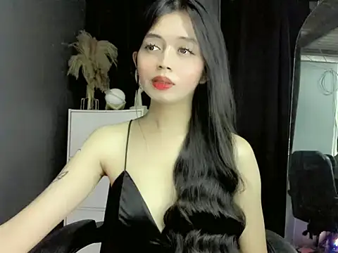 LexiLove online show from September 12, 2025, 1:33 pm