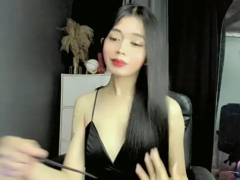 LexiLove online show from September 23, 2025, 10:51 am